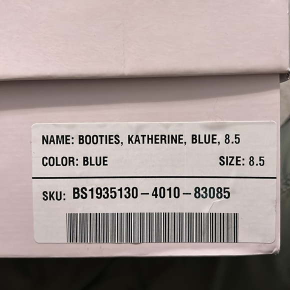 Blue Suede Heels 8.5 💙 - Picture 9 of 9